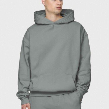 Dressing Hub Exclusive: Gray Tracksuit Set for a Stylish Casual Look